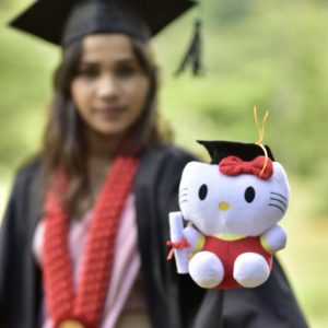 Graduation Hello kitty 17cm 20 8d6bac5e 5124 49e7 92ea a5ad88e55329 300x300 2